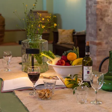 شقة Borgo Belsedere - At A Historic Estate In Tuscany *